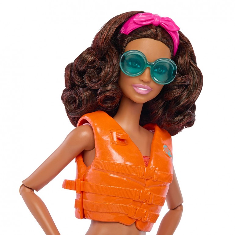 Mueca barbie the movie mattel surf
